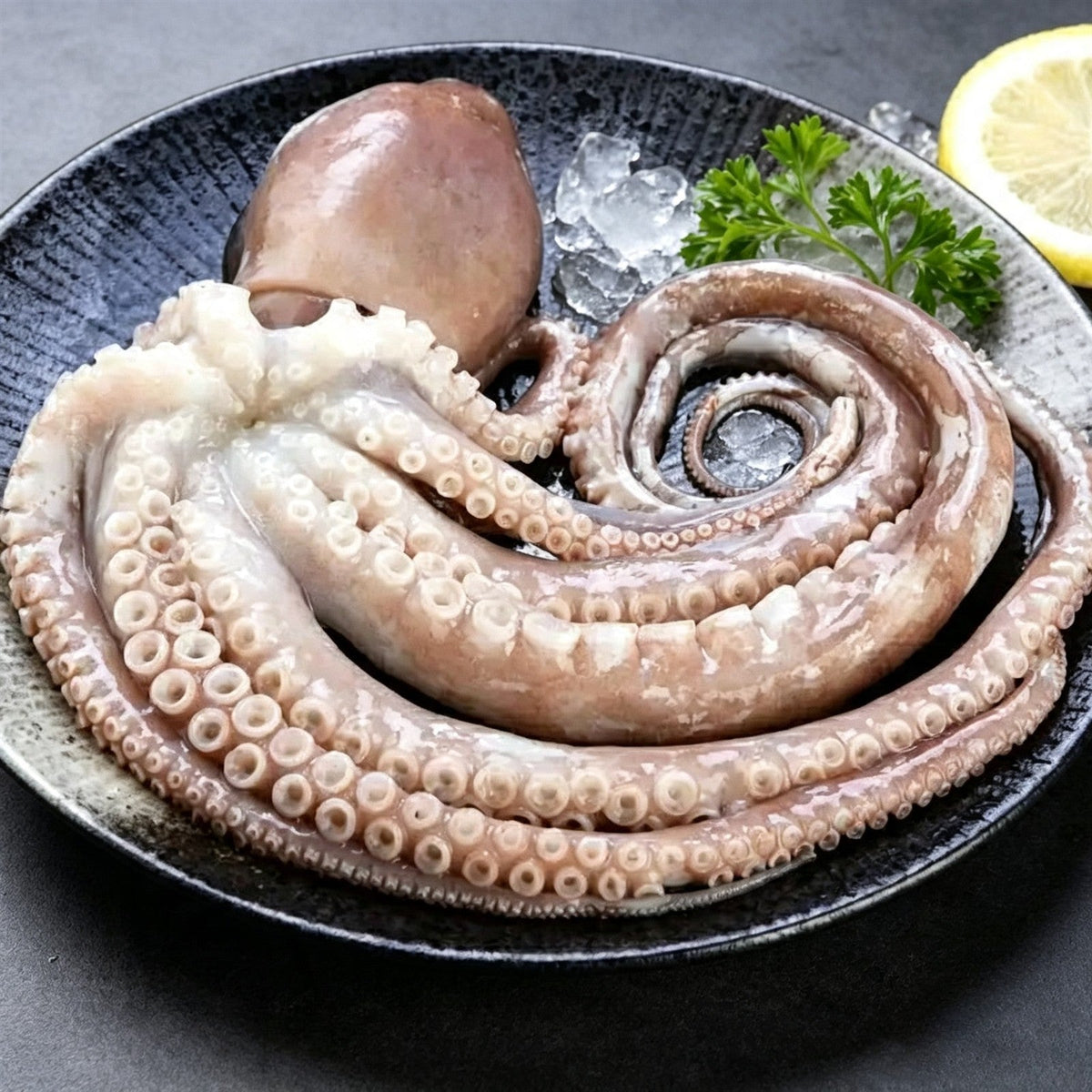 Whole octopus and squid